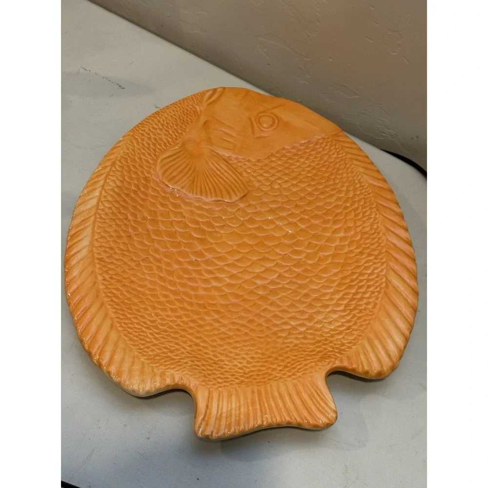 Vintage Style•Eyes By Baum Bros Embossed Fish Collection Orange Platter